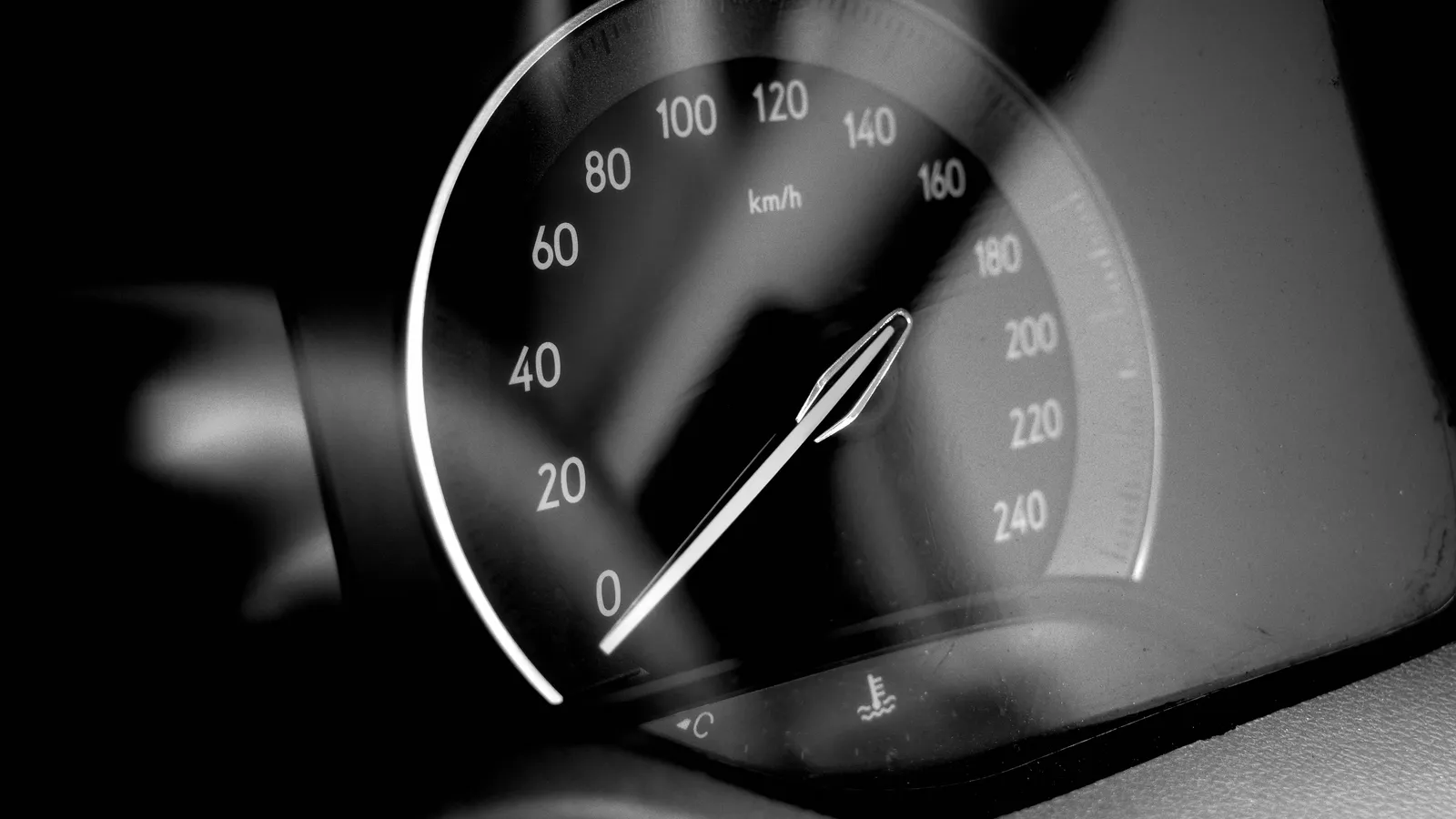 L’esplosione dell’AI: velocità e rischi per l’impresa - copertina dell'articolo