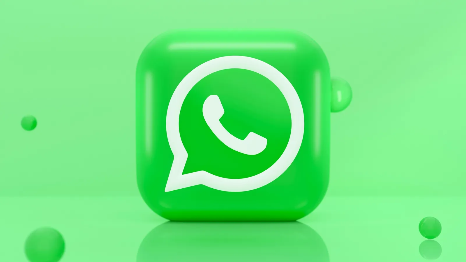 WhatsApp Business: cosa cambia e come ridurre i costi - copertina dell'articolo